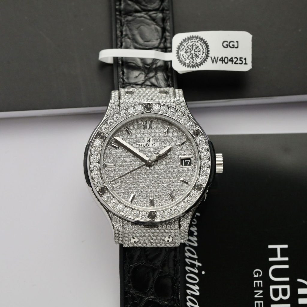 Hublot Classic Fusion Titanium Full Moissanite Rep 1:1 33mm Diamond Dial